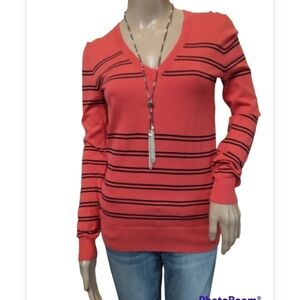 J. Crew Striped Light Weight V Neck Sweater Sz S. Pick 3 ⭐ Items For $40.